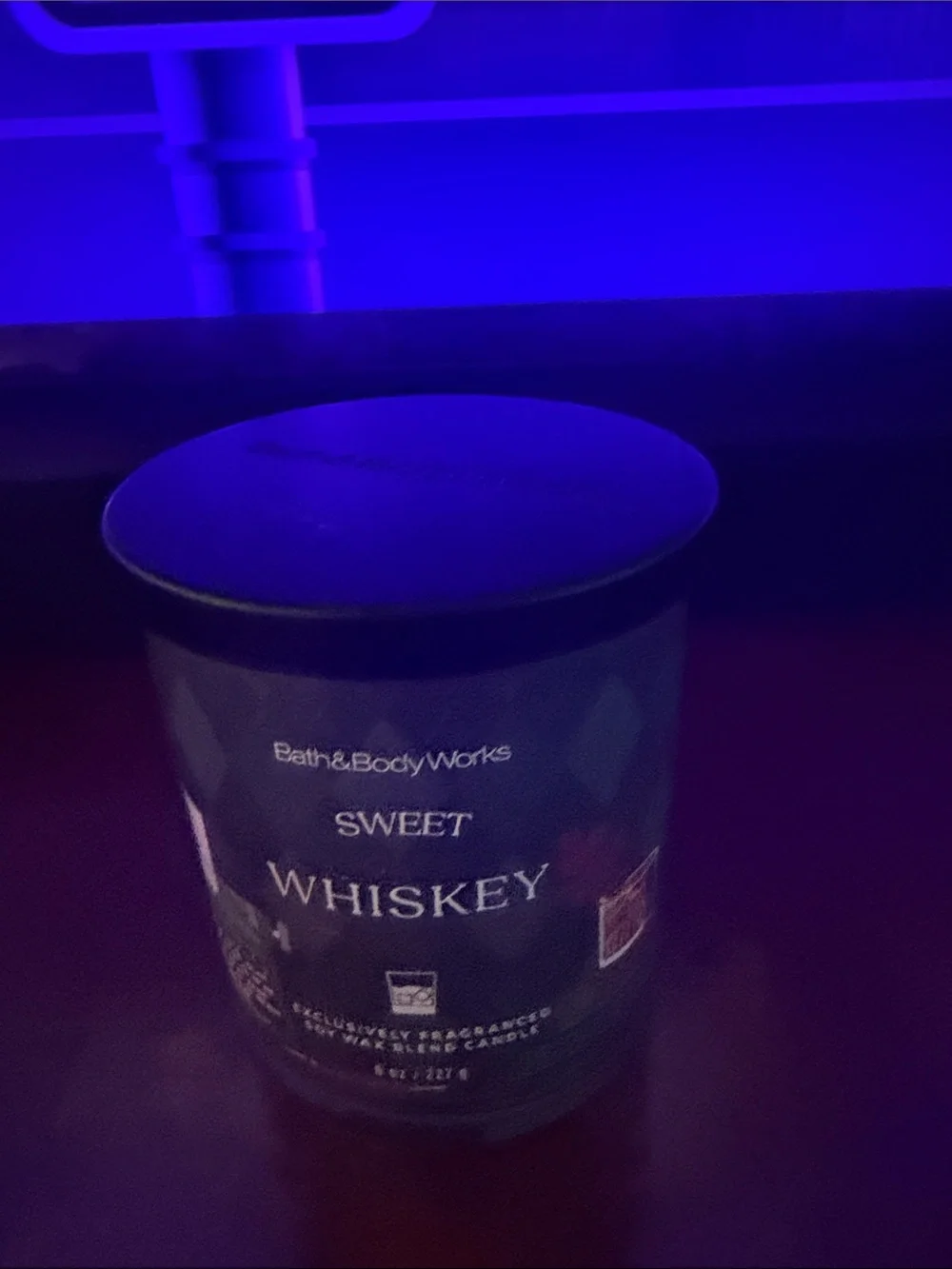 Bath & Body Works Sweet Whiskey Candle - 8
